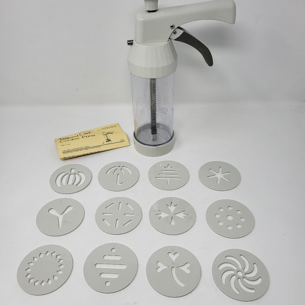 Pampered Chef Cookie Press with 12 Discs 1525 Baking Kitchen Gadgets